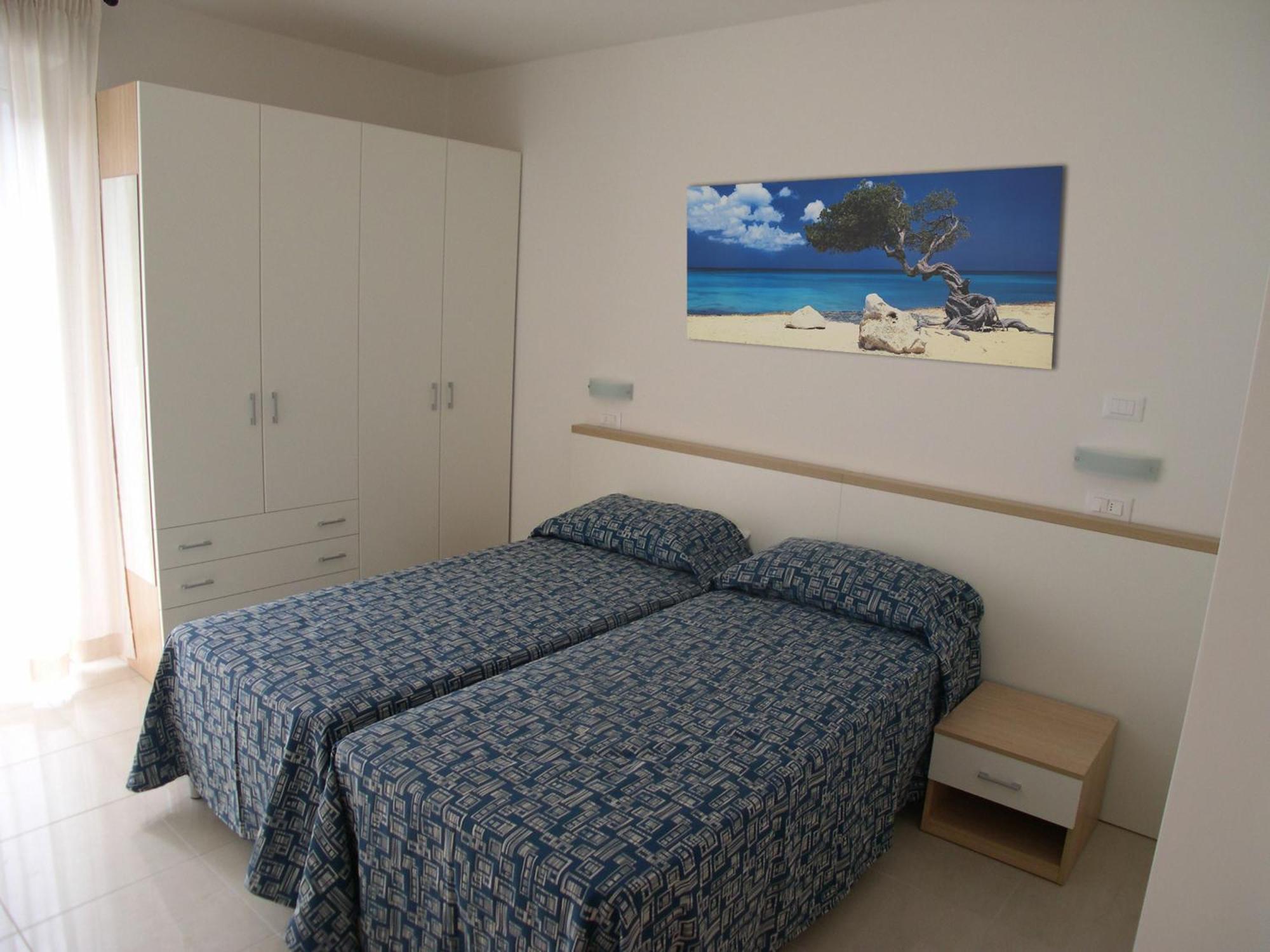 Residence I Delfini คูปรา มาริตติมา ภายนอก รูปภาพ